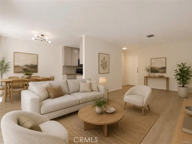 7300 Franklin Avenue #354, Los Angeles