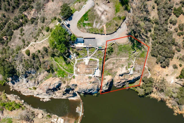 28805 Lakeshore Drive photo 2