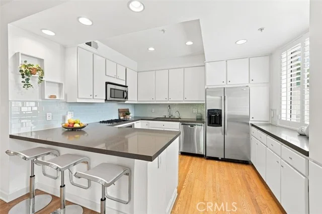 943 14th Street #101 photo 3
