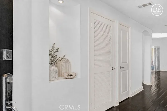 4424 Whitsett Avenue #110 photo 4
