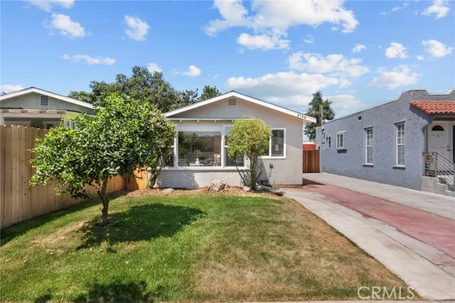 3705 S St Andrews, Los Angeles