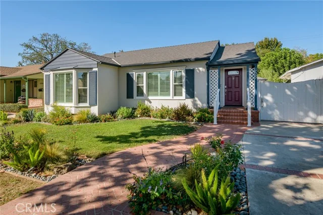 17527 Lemay Place, Lake Balboa