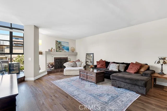 5230 Bellingham #7, Valley Village