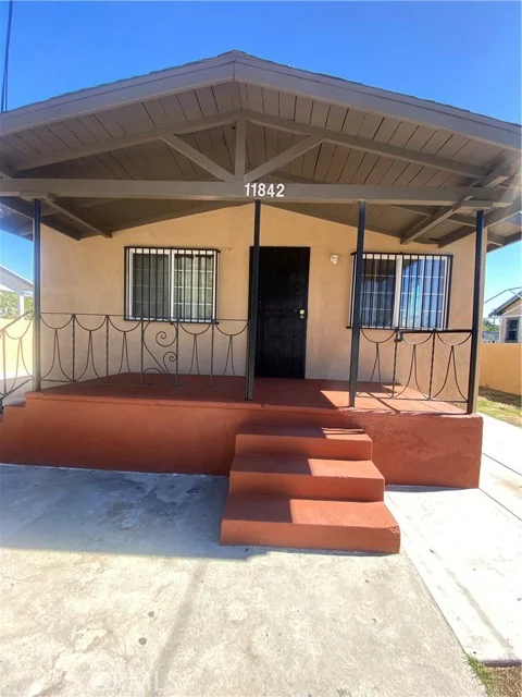 11842 Success, Los Angeles