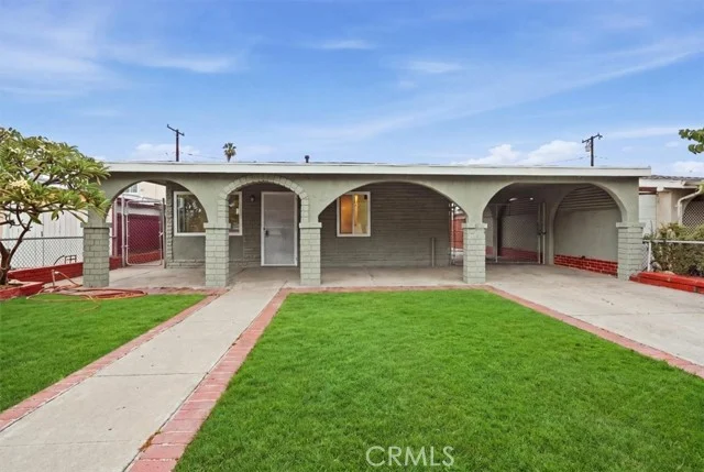 2470 Webster photo 1