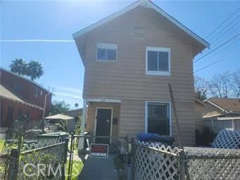 632 E 45th, Los Angeles