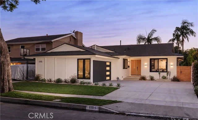 3185 Claremore, Long Beach