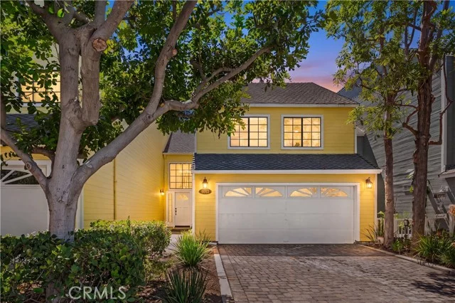 6013 Loynes, Long Beach