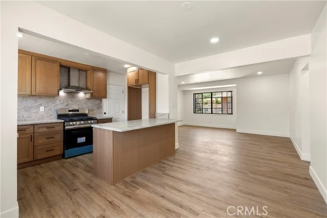 4072 Hillcrest Drive #C, Los Angeles