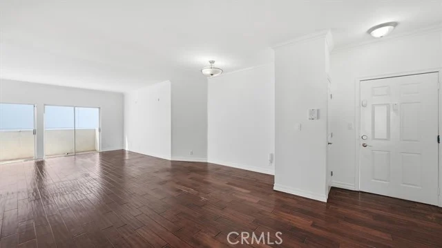 11822 Goshen Avenue #303 photo 5
