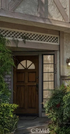 7100 Balboa Boulevard #702, Lake Balboa