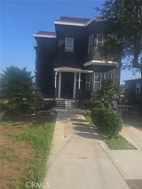3335 Folsom Street, Los Angeles
