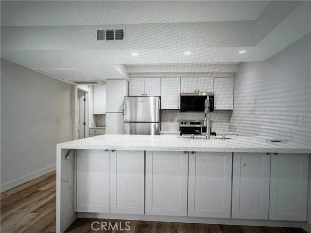 750 N Kings #105, West Hollywood