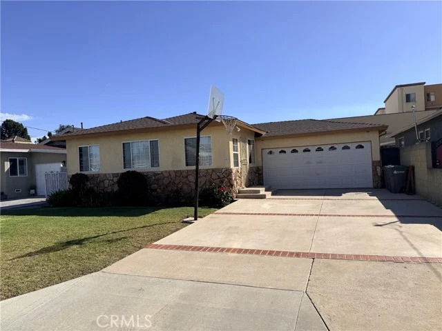 444 E Double Street, Carson