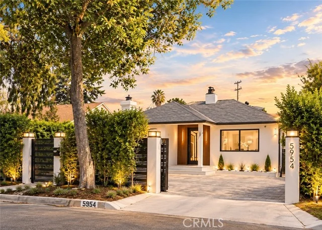 5954 Carpenter Avenue, Valley Village