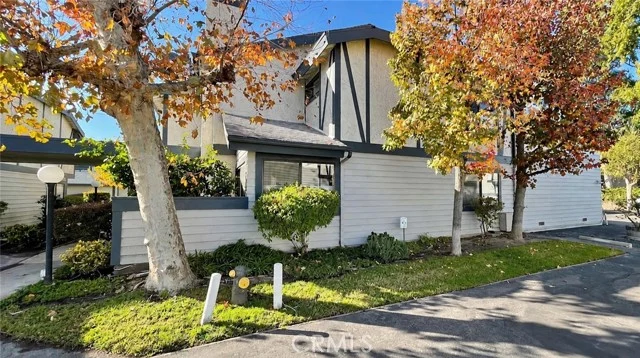 19231 Sherman Way #36, Los Angeles
