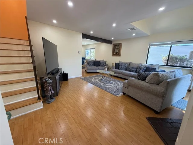 19231 Sherman Way #36 photo 2