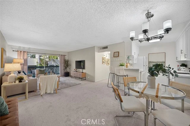 576 N Bellflower #320, Long Beach