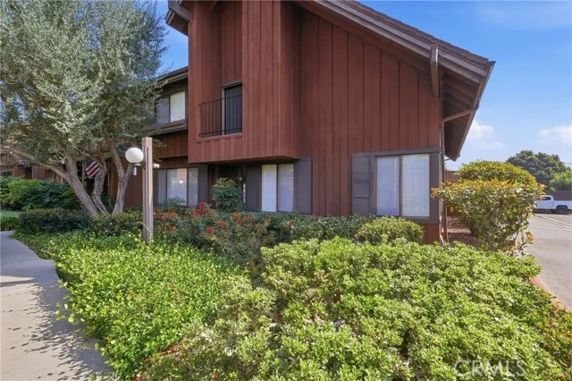 2074 Mount Shasta, San Pedro