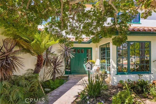 7905 W 80th, Playa del Rey
