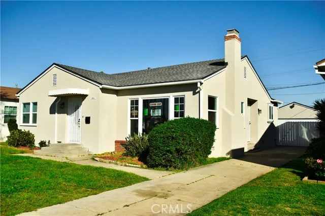 9106 S Gramercy Place photo 1
