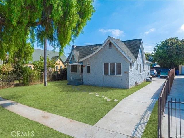 408 W 107th Street photo 1