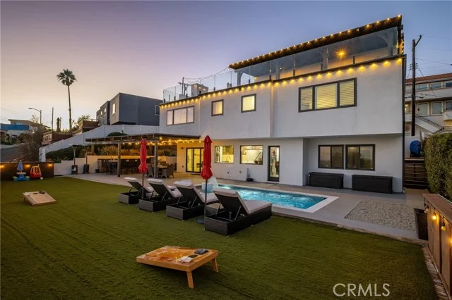 2227 Amirante, San Pedro